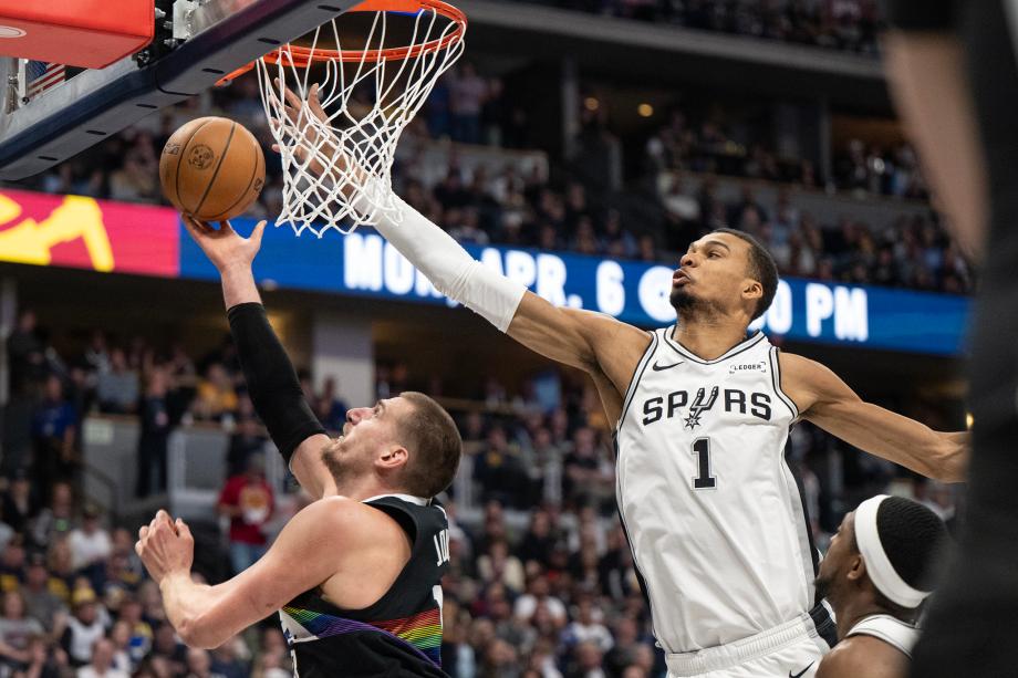 [图]约基奇40+8+13文班34+18+7 掘金加时险胜马刺